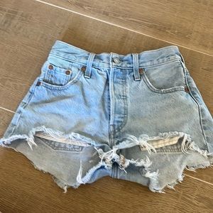 levi 501 shorts